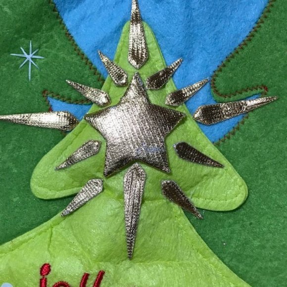 Joy Came Down at Christmas Felt Christmas Tree Skirt - Picture 5 of 9